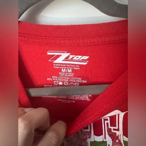 Official Merch | ZZ Top "Happy Holidays"  Band T-Shirt | Size M - Picture 4 of 5